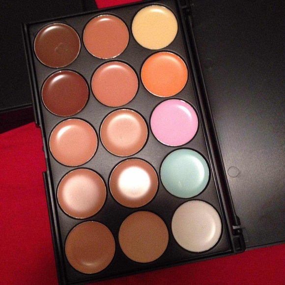 New Contours Palette+ Eyeshadow Palette - Picture 3 of 3